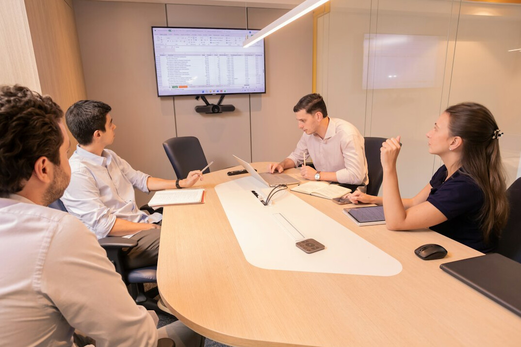 manager leading meeting